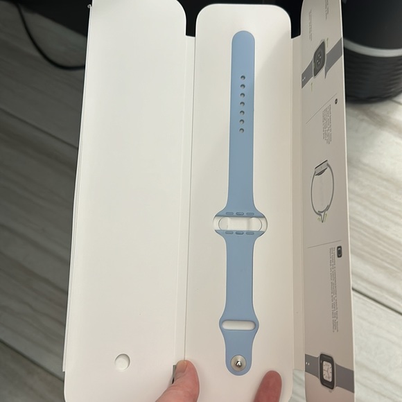 Apple Watch sky blue sports band - Picture 4 of 5
